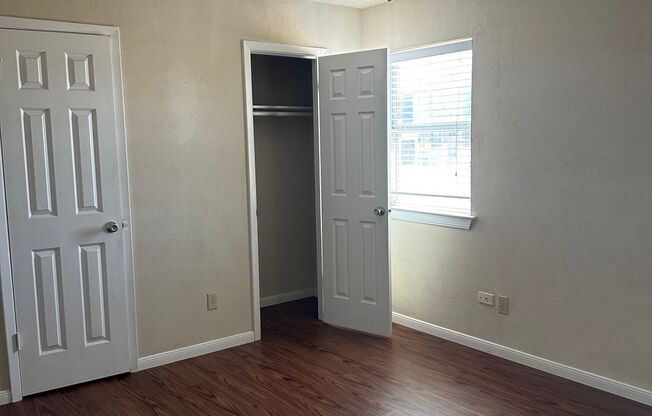 Economical 1 Bd / 1 Ba at Spring Tree Near Baylor!