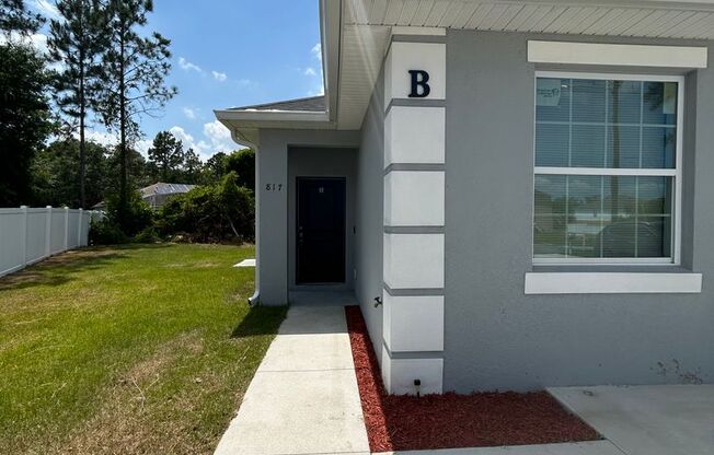 MOVE IN SPECIAL! Renovated 3 Bedroom, 2 Bath Duplex Home in Kissimmee - Priced to Rent!