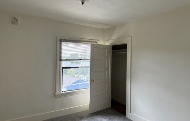 Lantz Building 16 - 478 Vernon St