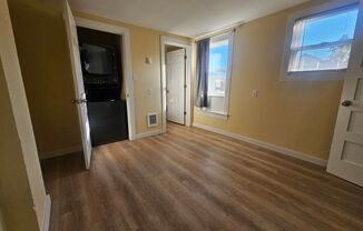 1 bed, 1 bath, $1,300, Unit #2