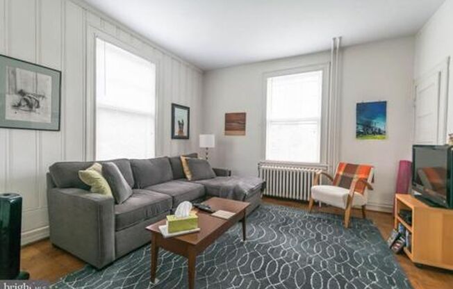 720 Gladstone Avenue - Roland Park