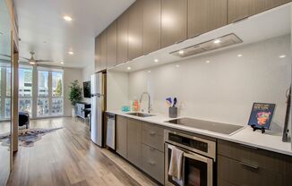 Studio, 1 bath, 430 sqft, $1,850, Unit 305