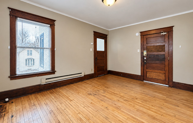 283-289 Bates Avenue