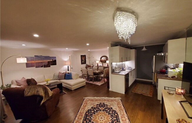 322 MIRALESTE DR