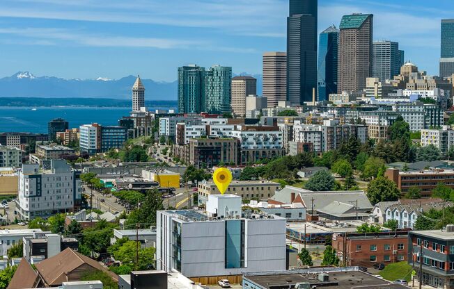 1 bed, 1 bath, 421 sqft, $1,695, Unit 608