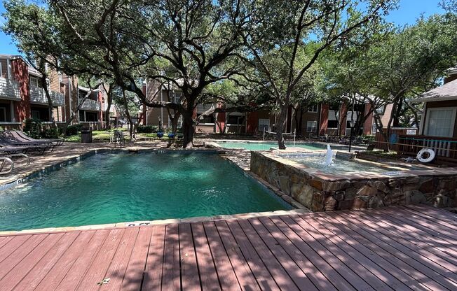 1 bed, 1 bath, $1,250, Unit #120