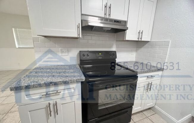 2 beds, 1 bath, 848 sqft, $1,925, Unit 5