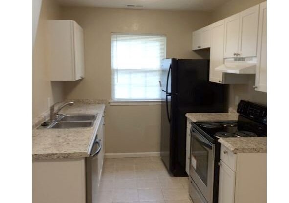 Garner 2 Bedroom, 2 FULL Bath Single Level Townhome $1295/mo.