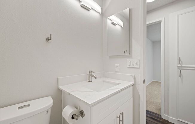 2 beds, 1 bath, 800 sqft, $1,795, Unit F-16