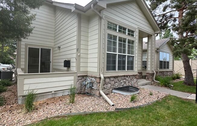 Beautiful 2BD/2.5BA Lafayette Home!