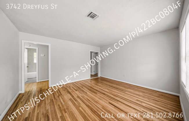 3742 DREYFUS ST