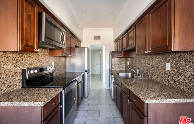 2 beds, 2 baths, 1,377 sqft, $4,950, Unit 702