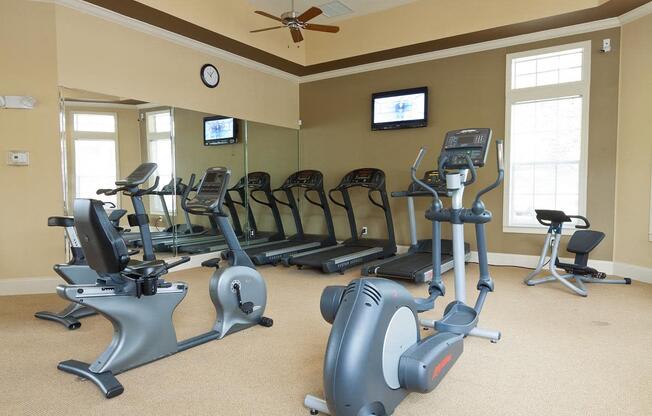 Fitness Center at Cypress Pointe Apartments in Orange Park, FL