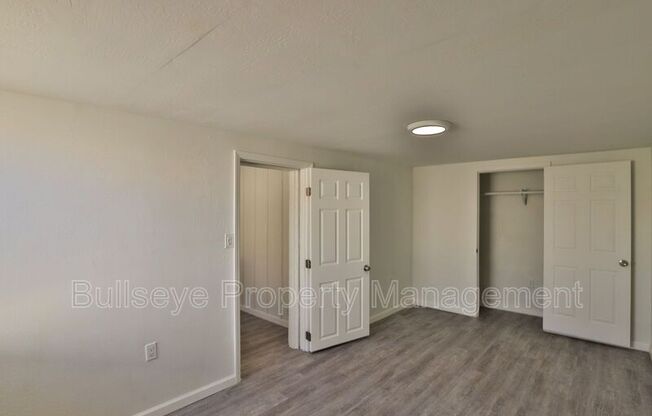 2 beds, 1 bath, 750 sqft, $1,275