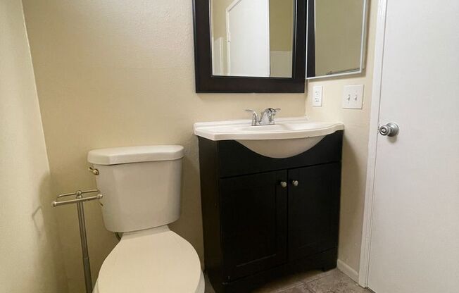 2 beds, 2 baths, 1,140 sqft, $2,562, Unit 109