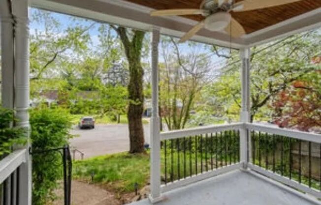 3 beds, 2.5 baths, $3,550