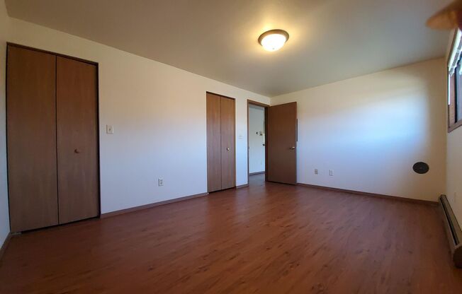 1 bed, 1 bath, 936 sqft, $895, Unit 825 # 05