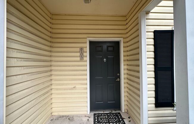 Stylish 2 bed, 2.5 Bath Condo in Magnolia Place | Private Garage | $1750