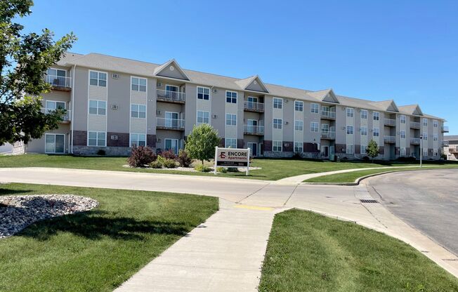 Encore Apartments - Located in quiet residential neighborhood in NE Minot