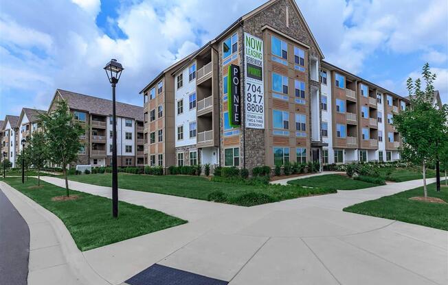 Greenspace Walking Trails at Berewick Pointe in North Carolina Apartments