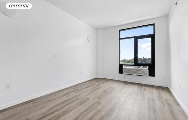 4622 FT HAMILTON PKWY