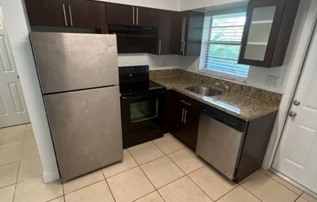 Van Buren St Apartments LLC