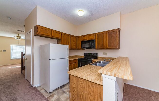 2 beds, 2.5 baths, $1,295