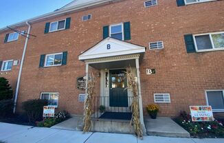 HOLLY GARDEN APARTMENTS