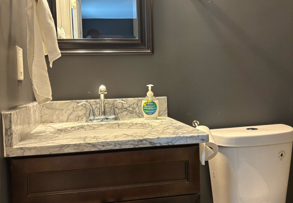 5033 E CAPITOL ST SE