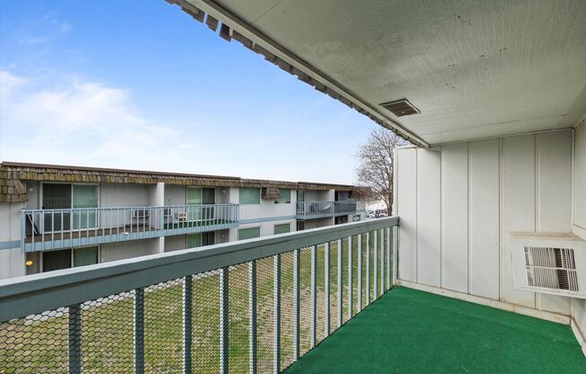 3 beds, 1.5 baths, 1,022 sqft, $1,499, Unit E36