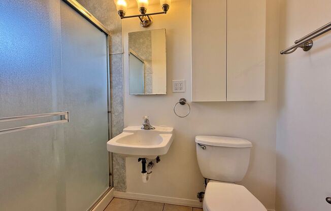 3 bedroom house in Santee with Large yard, 2-Car Garage!