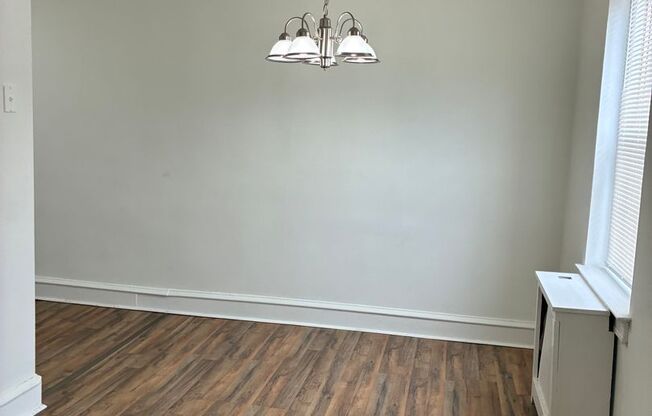 Studio, 1 bath, $950, Unit 201