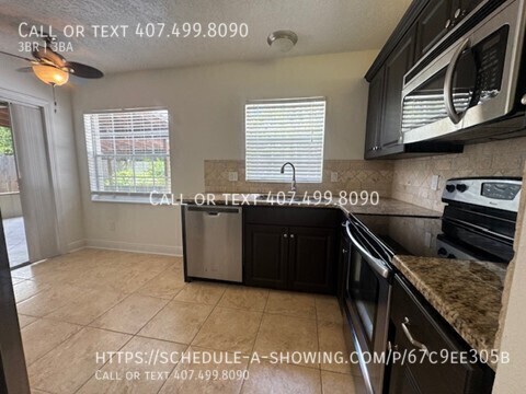 1502 LAWNDALE CIR