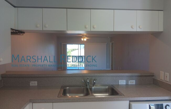 2 beds, 2 baths, $1,395, Unit 621 SW 47th Ter Unit 201