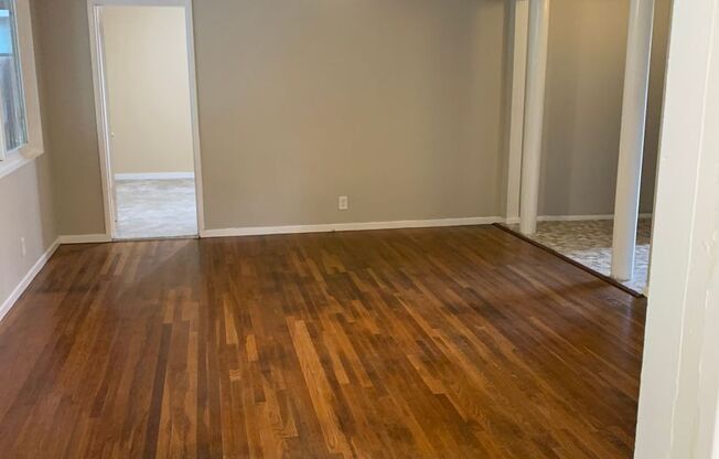 Just in Time For Summer: Charming home with pool & large yard (Fairway)