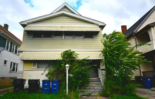 3643 E 146th