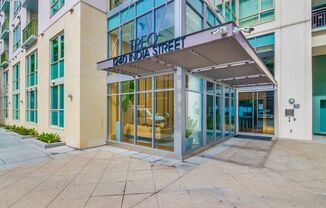 Luxury Unit in Little Italy