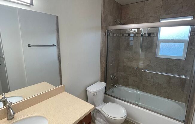 1 bed, 1 bath, $2,295, Unit 19