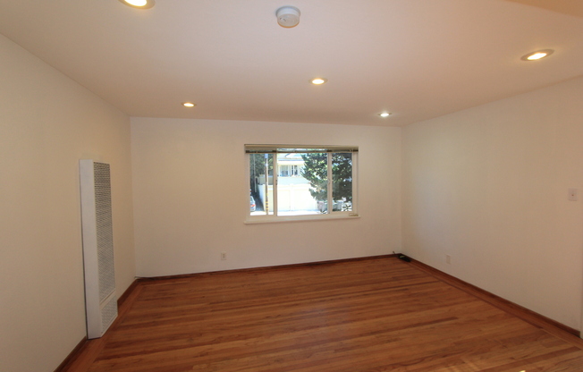 Croxton Ave. 31