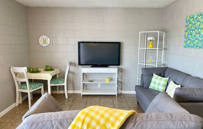 1 bed, 1 bath, $900