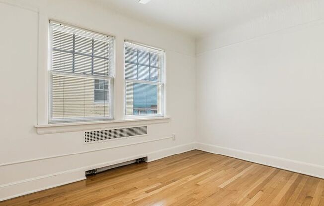 1 bed, 1 bath, 596 sqft, $1,375, Unit 404