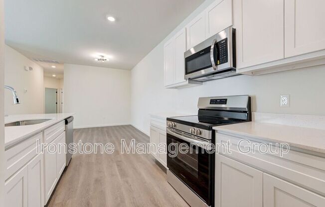 200 NW 122