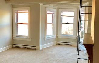 122-122 1/2 5th St NE