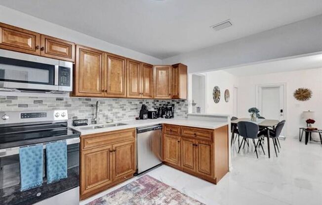 2001 Washington St # 2001, Hollywood, FL 33020