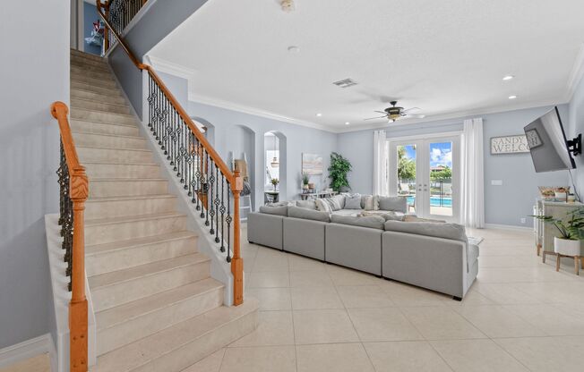 OCEAN ACCESS !! 6 BR 4.5 BA 2 CG pool home rental in Port St Lucie FL