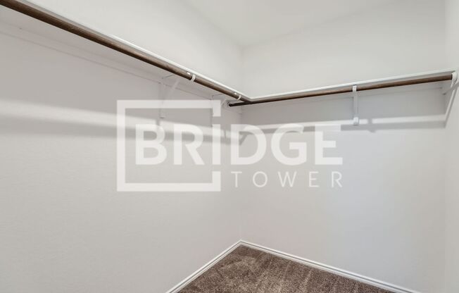 3 beds, 2 baths, $1,595