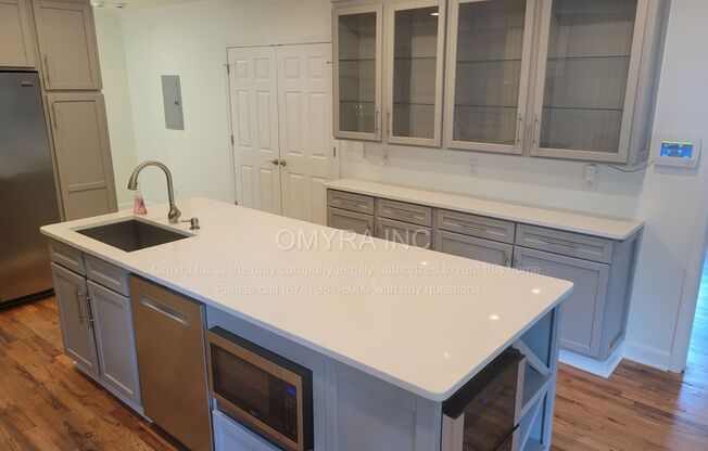 Gorgeous Bungalow in Grant Park!