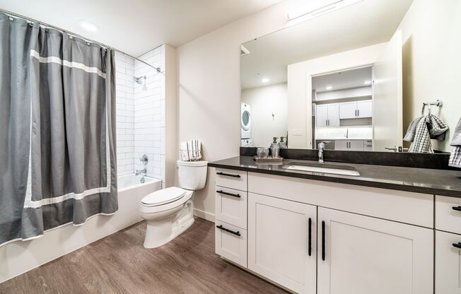 1 bed, 1 bath, 731 sqft, $2,500, Unit 404