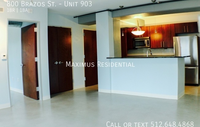 800 Brazos St