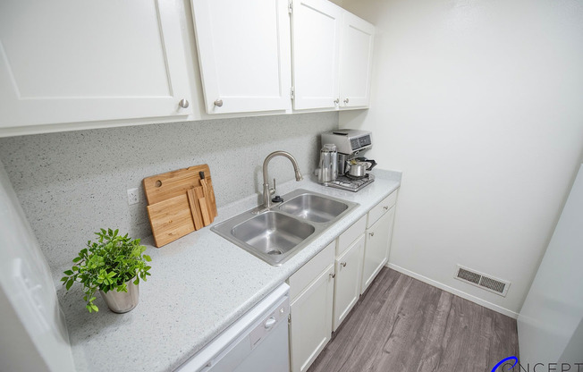 2 beds, 1 bath, 970 sqft, $1,299, Unit 58 PR
